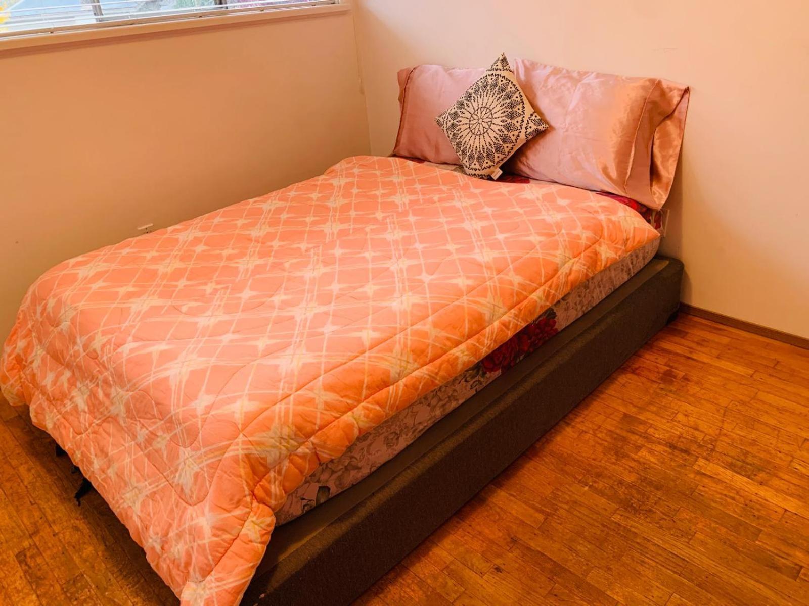 Cosy Romantic Stay In Surrey- Walking Distance From Guildford Town Centre Exterior foto
